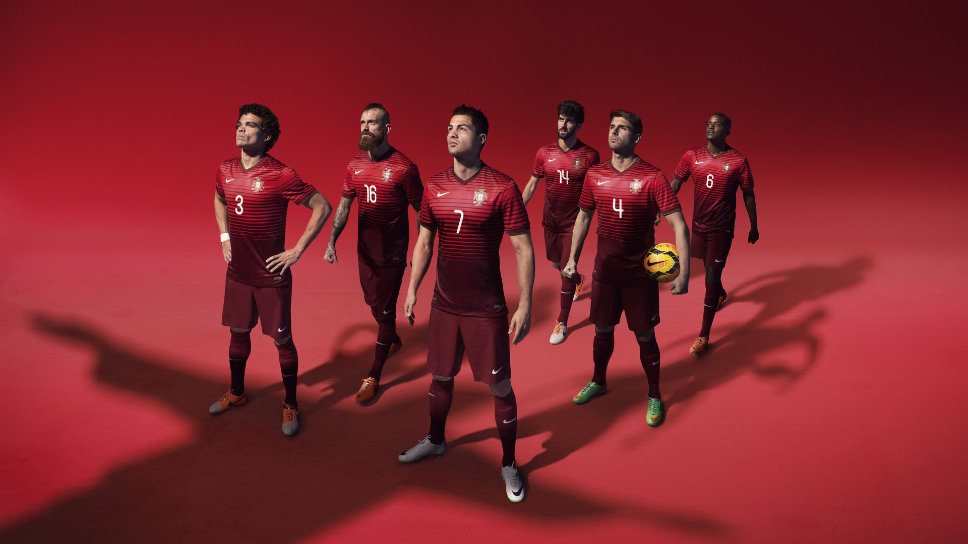 世界杯后首个国际比赛日：欧冠球员轮换成为国家队选人重点